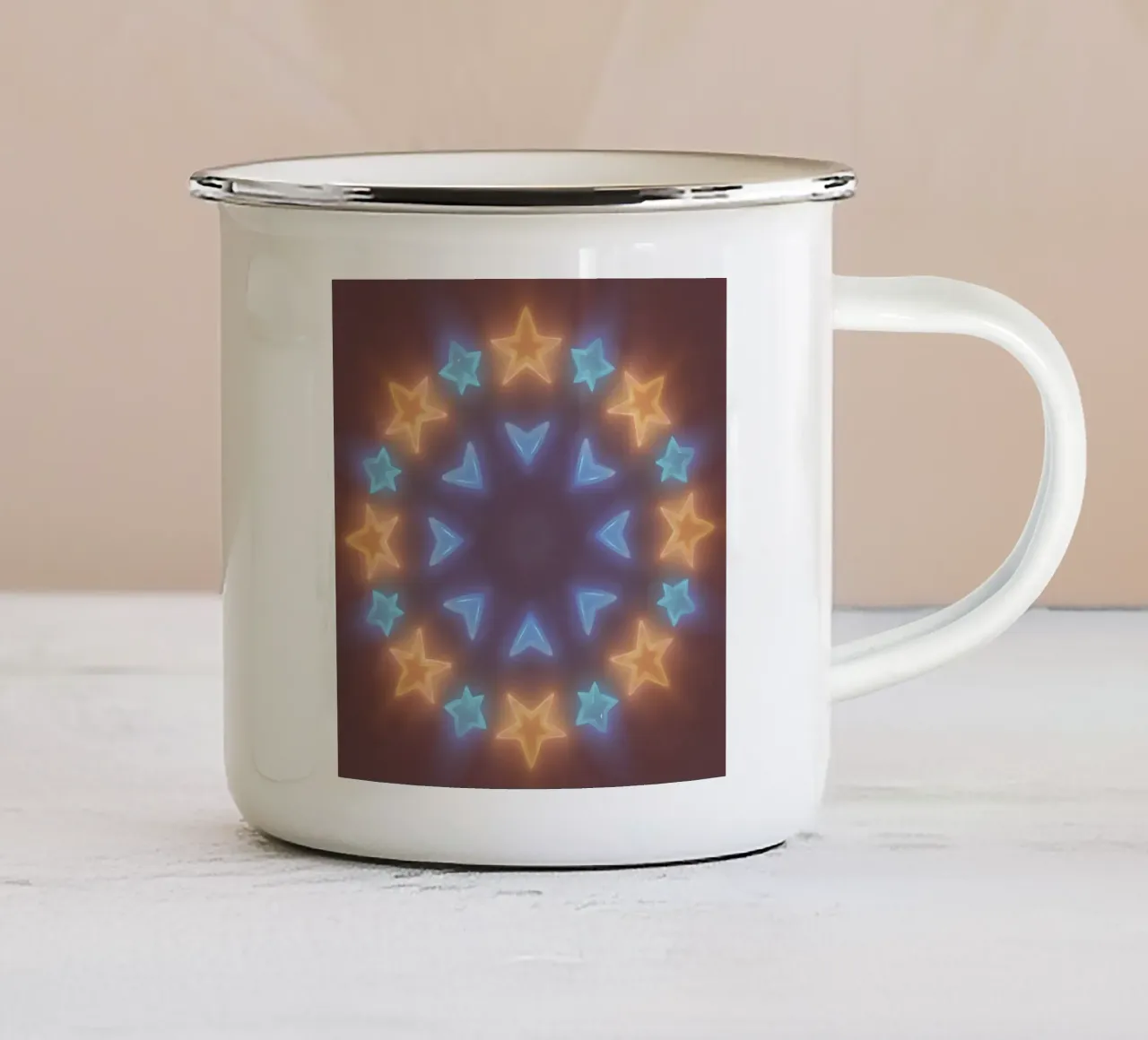 Disposizione circolare di stelle e chevron luminosi tazza in smalto da DesignDoodle