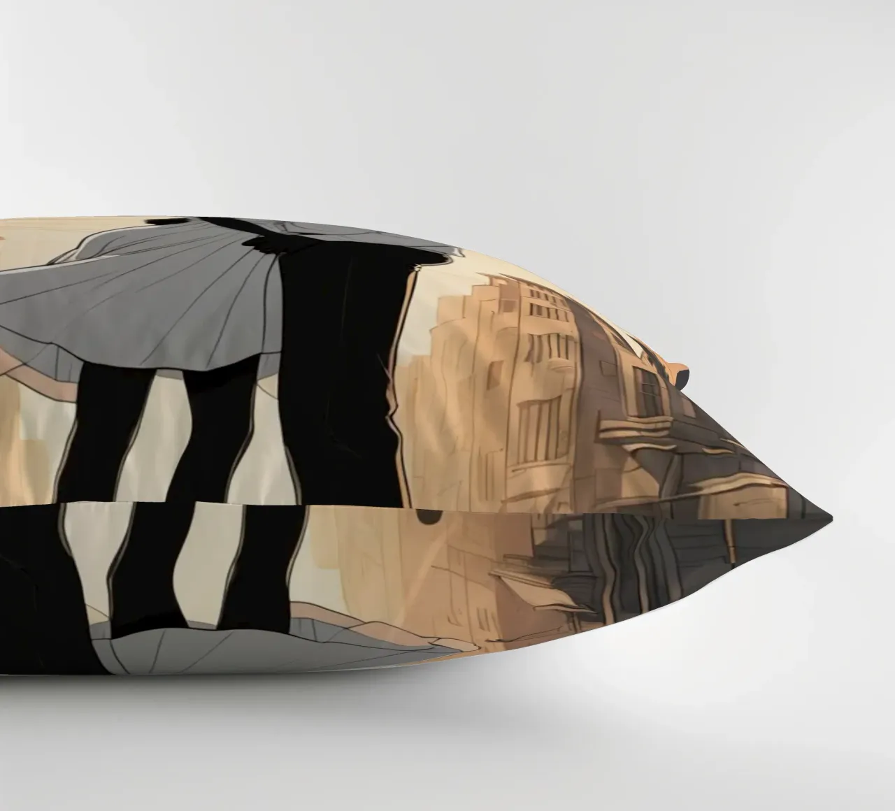 Coppia abbracciata in una strada della città al tramonto cuscino da DesignDoodle