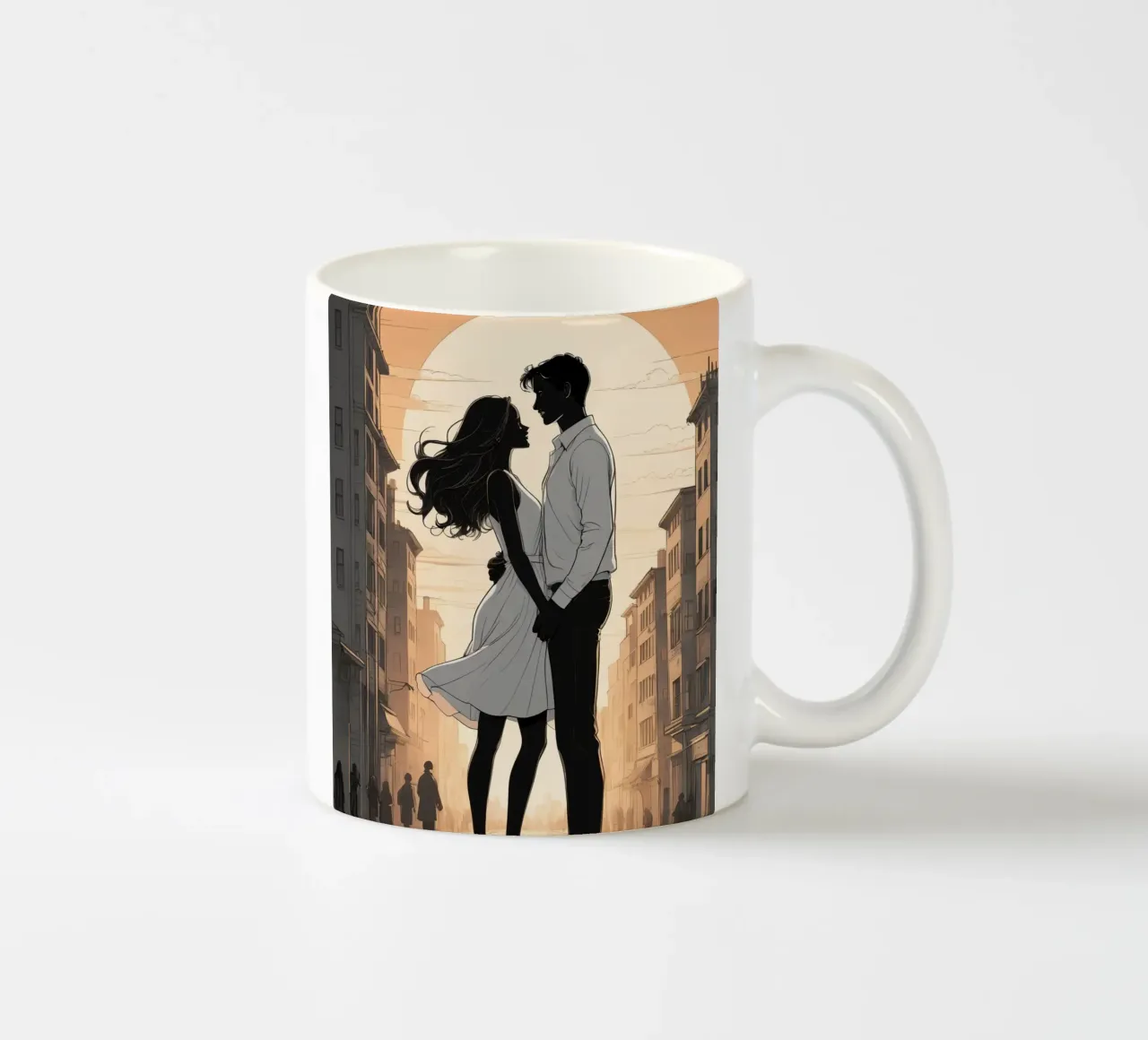 Coppia abbracciata in una strada della città al tramonto tazza in ceramica da DesignDoodle