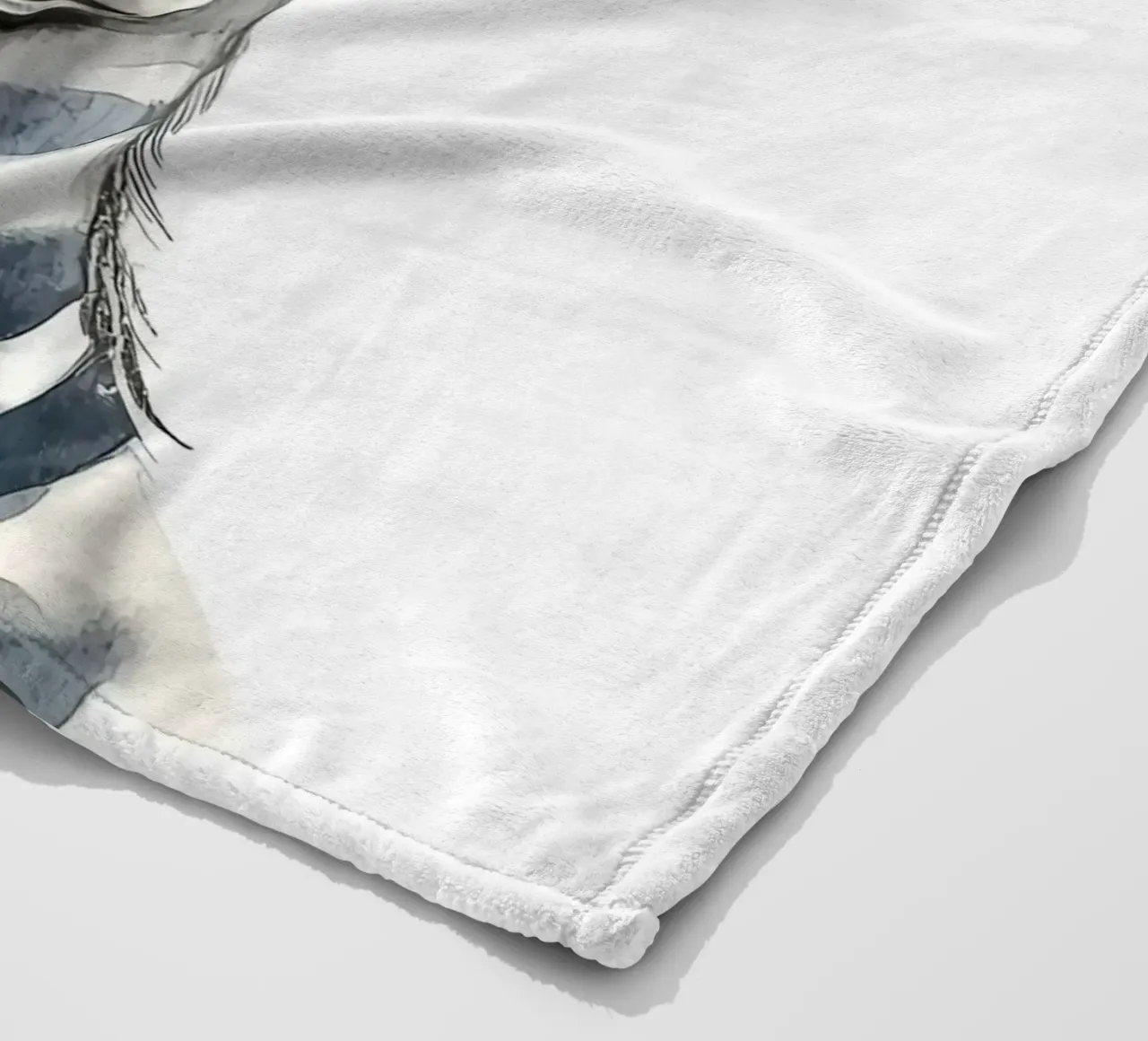 Simpatica zebra con corona floreale coperta in pile da Damion Francis