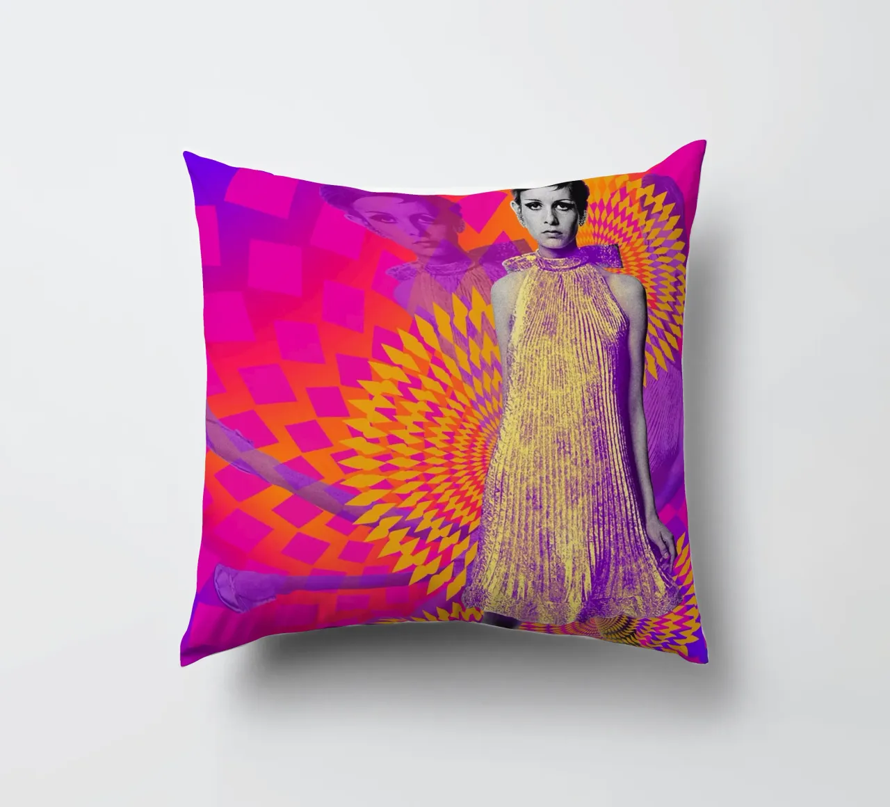 Supermodel Twiggy 1 - Supermodels of the Sixties Series cuscino da DesmondBates