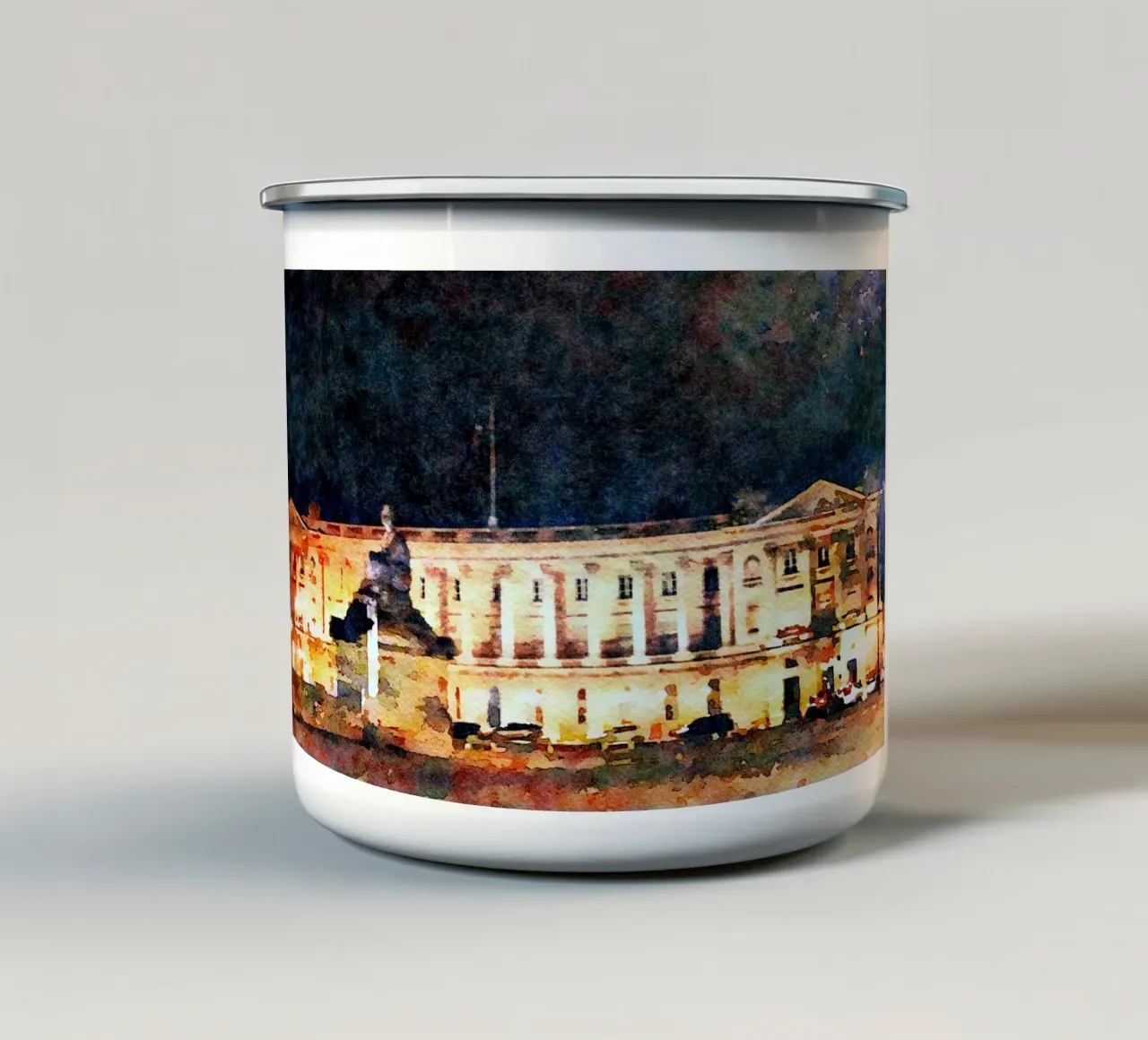 A Parigi tazza in smalto da Massimo Frascogna