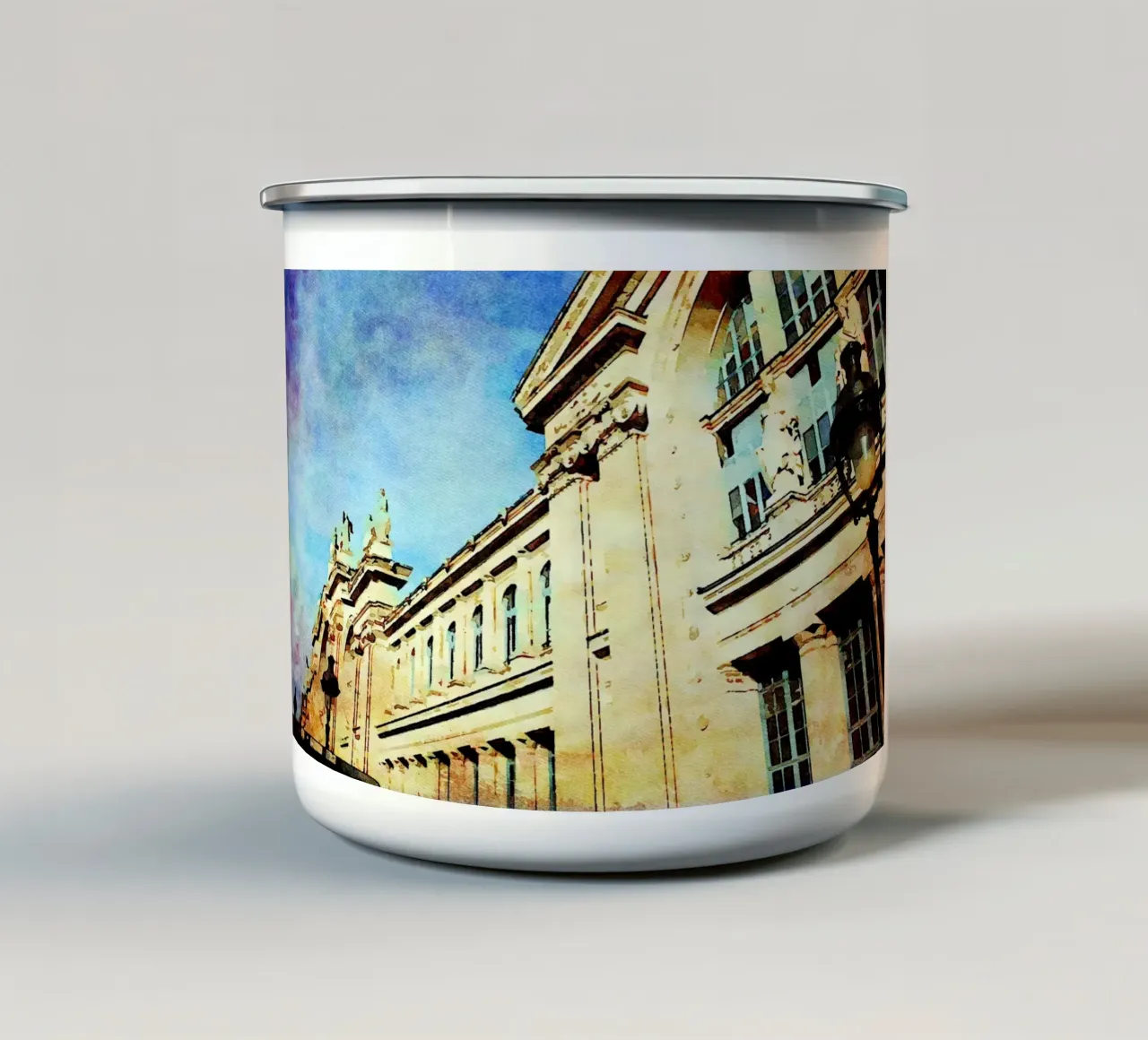 A Parigi tazza in smalto da Massimo Frascogna