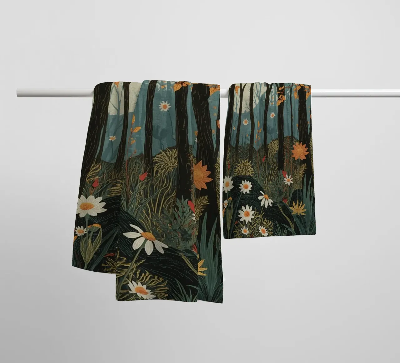 Scena di foresta con alberi, luna e fiori asciugamano da bagno da DesignDoodle
