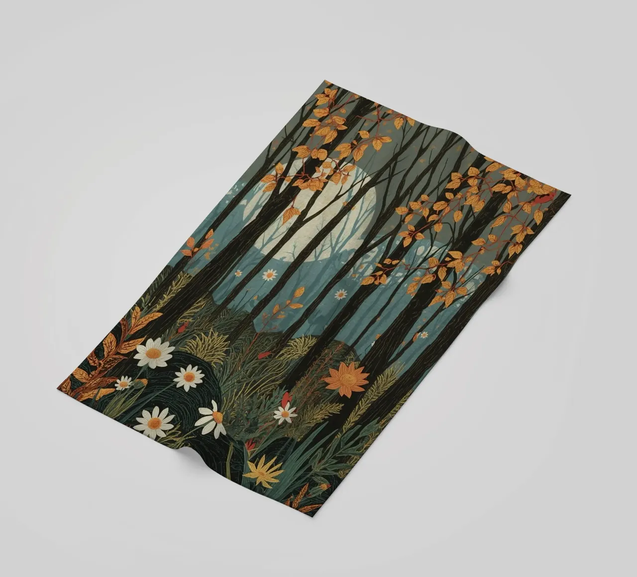 Scena di foresta con alberi, luna e fiori telo mare da DesignDoodle