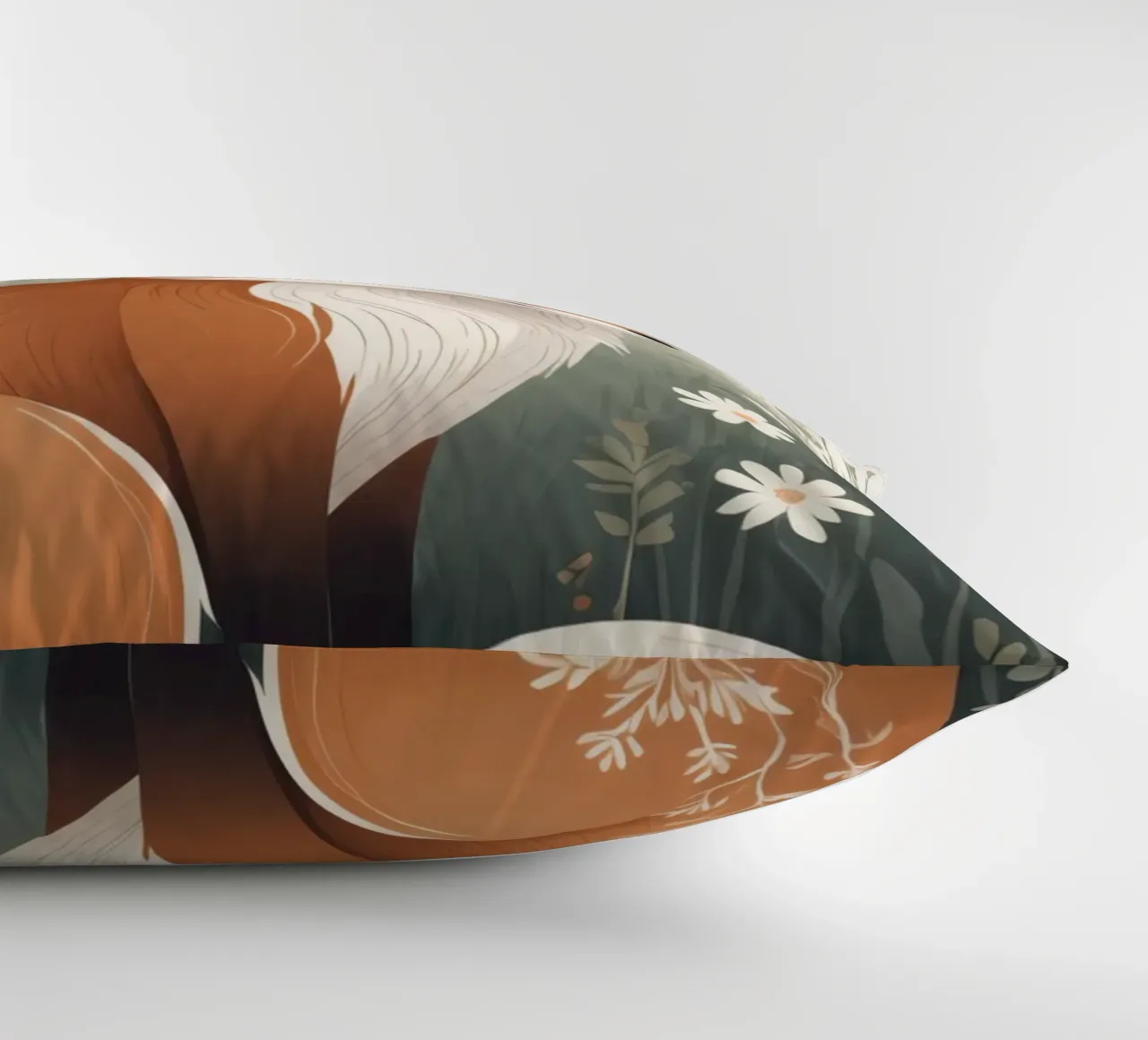 Volpe carina che dorme in un prato di erba alta cuscino da DesignDoodle