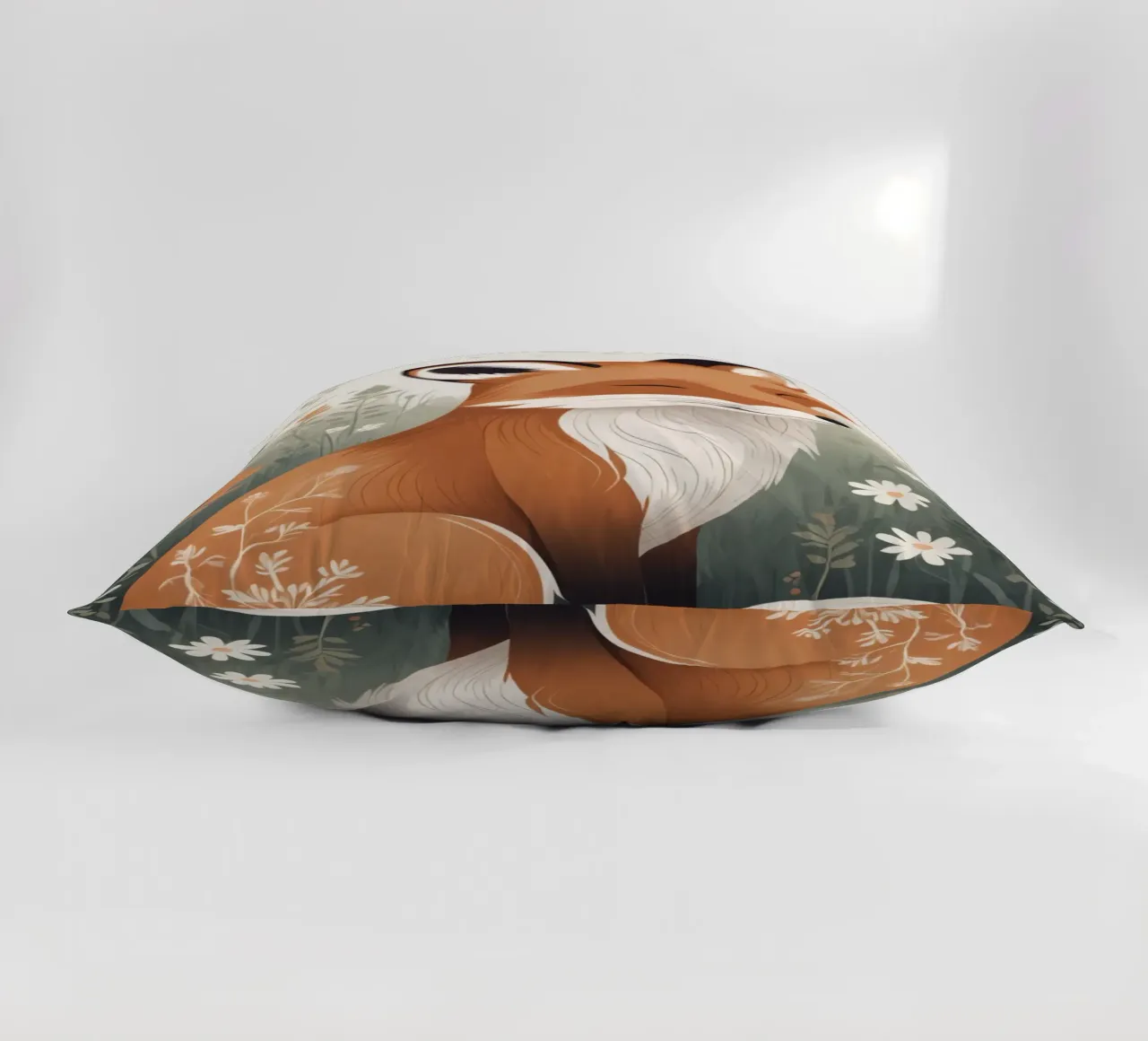 Volpe carina che dorme in un prato di erba alta cuscino da DesignDoodle