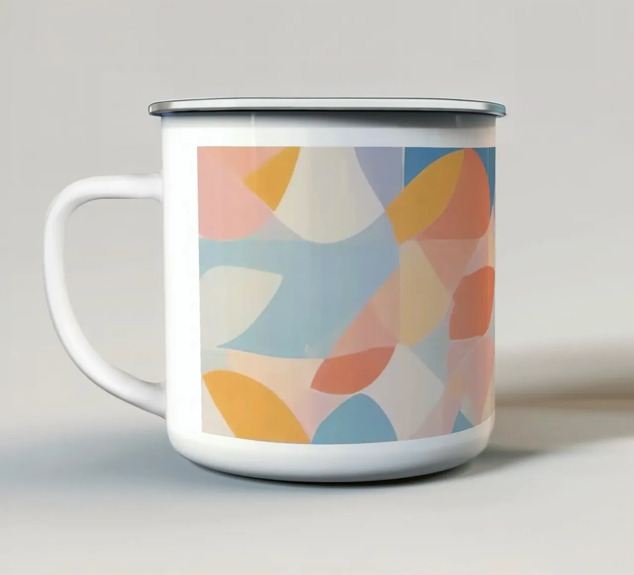 Forme geometriche astratte tranquillizzanti tazza in smalto da DesignDoodle