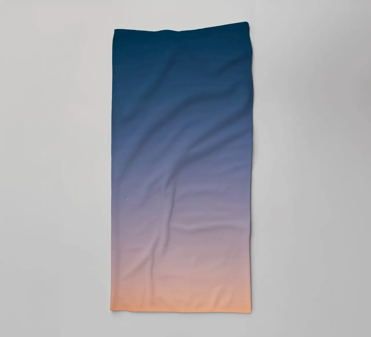 Rustgevend kleurverloop met sterren badhanddoek van DesignDoodle