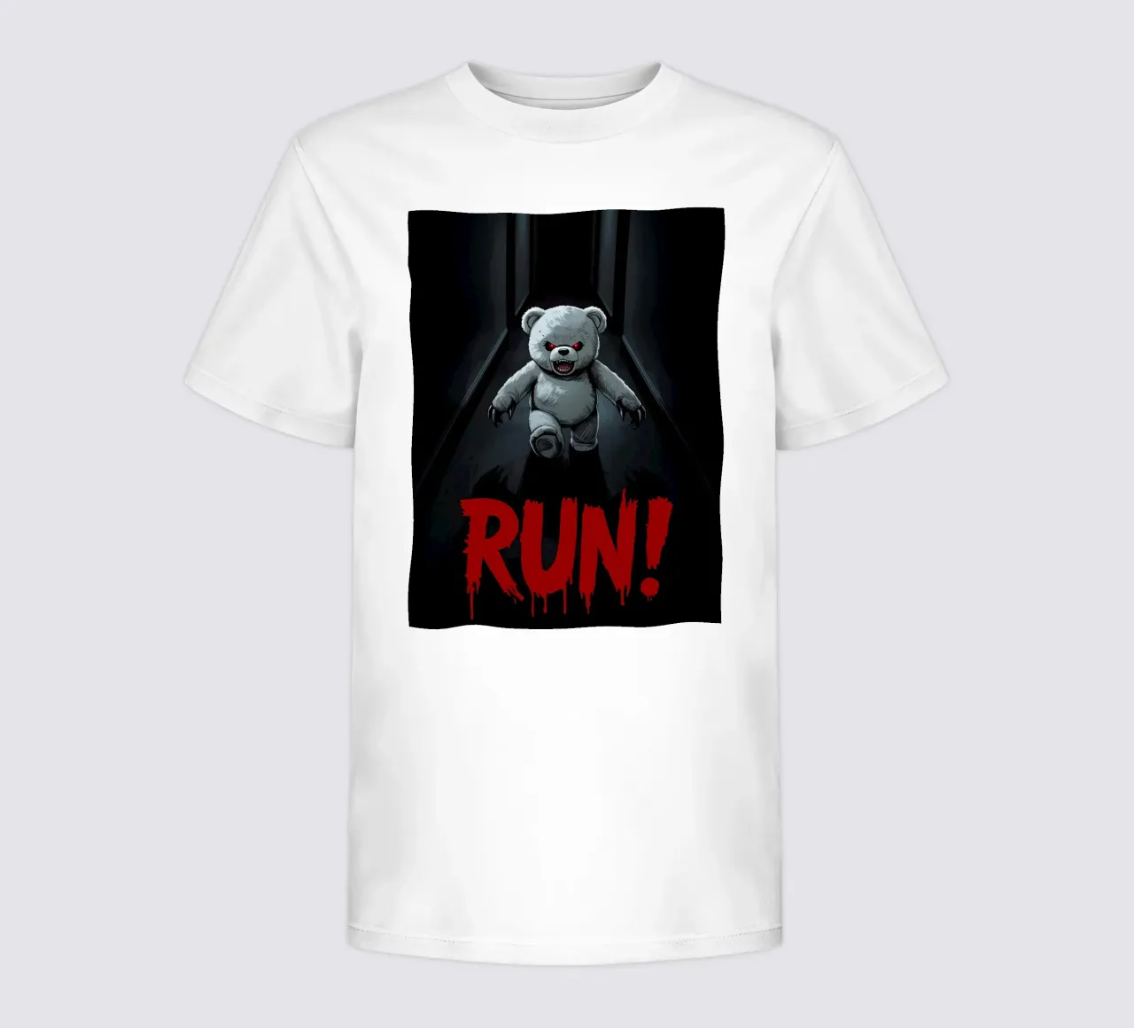 Orsacchiotto minaccioso in un corridoio buio con testo RUN t-shirt bambini da DesignDoodle