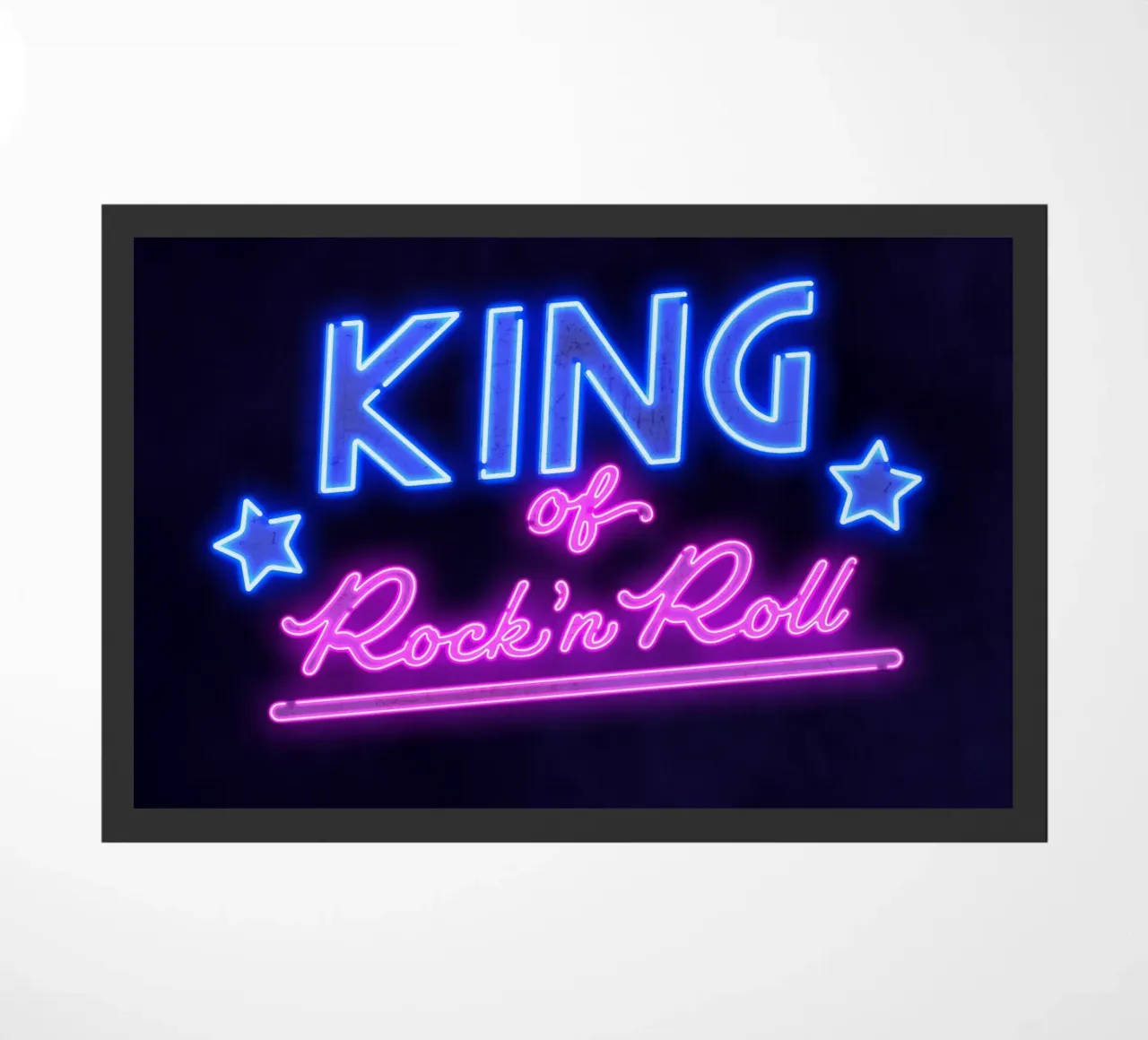 Lettere al neon in rosa e blu. Un po' di rock'n roll. zerbino da CalliLetters