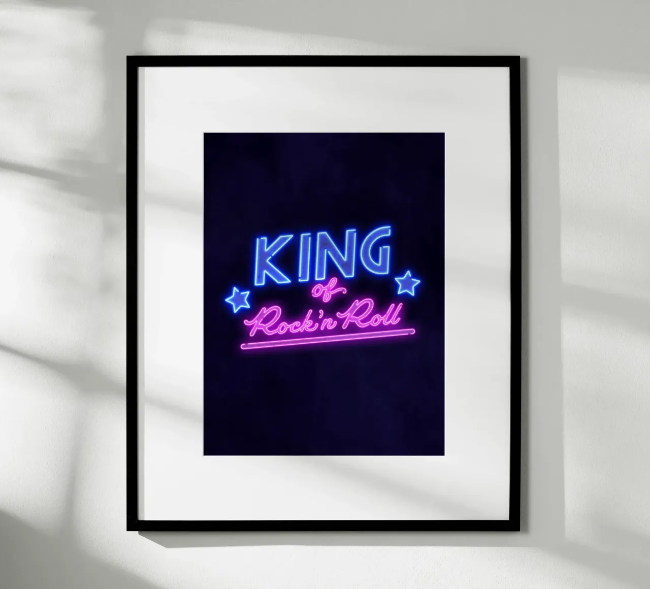Lettere al neon in rosa e blu. Un po' di rock'n roll. carta hahnemühle da CalliLetters