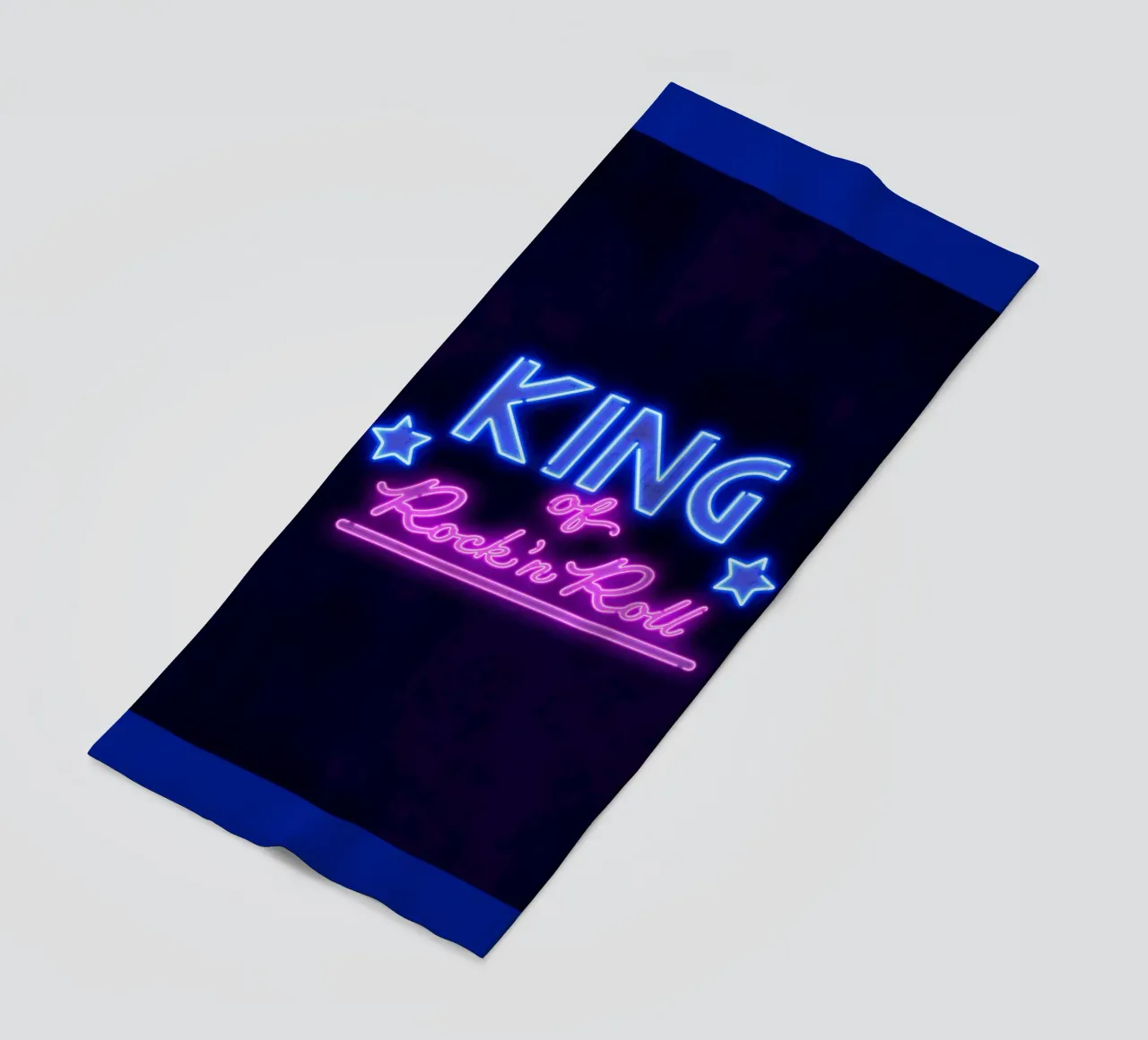 Lettere al neon in rosa e blu. Un po' di rock'n roll. telo mare da CalliLetters