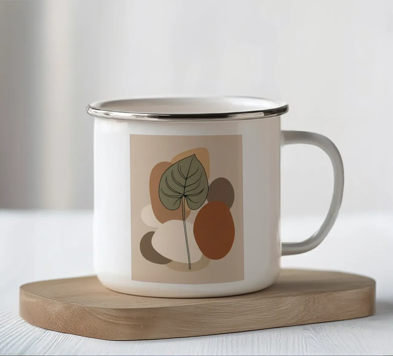 Disegno minimalista a una linea di una singola foglia di filodendro tazza in smalto da Bloom And Brush