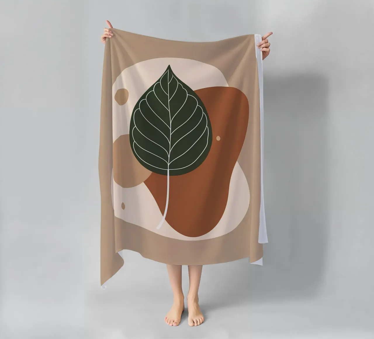 Minimalist one line drawing of a single fiddle leaf fig beach towel by Bloom And Brush
