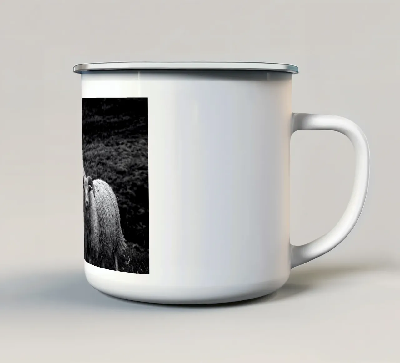 Due pecore tazza in smalto da Fjöllart