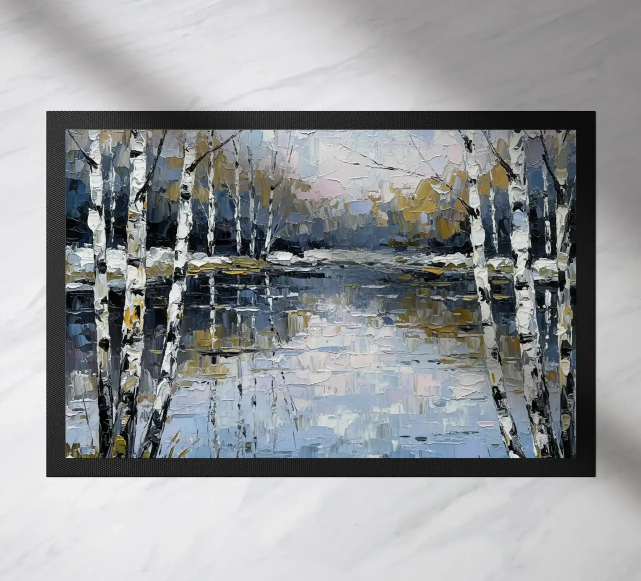 L'abbraccio dell'inverno: Un sereno bosco di betulle riflesso zerbino da Artistic-shop