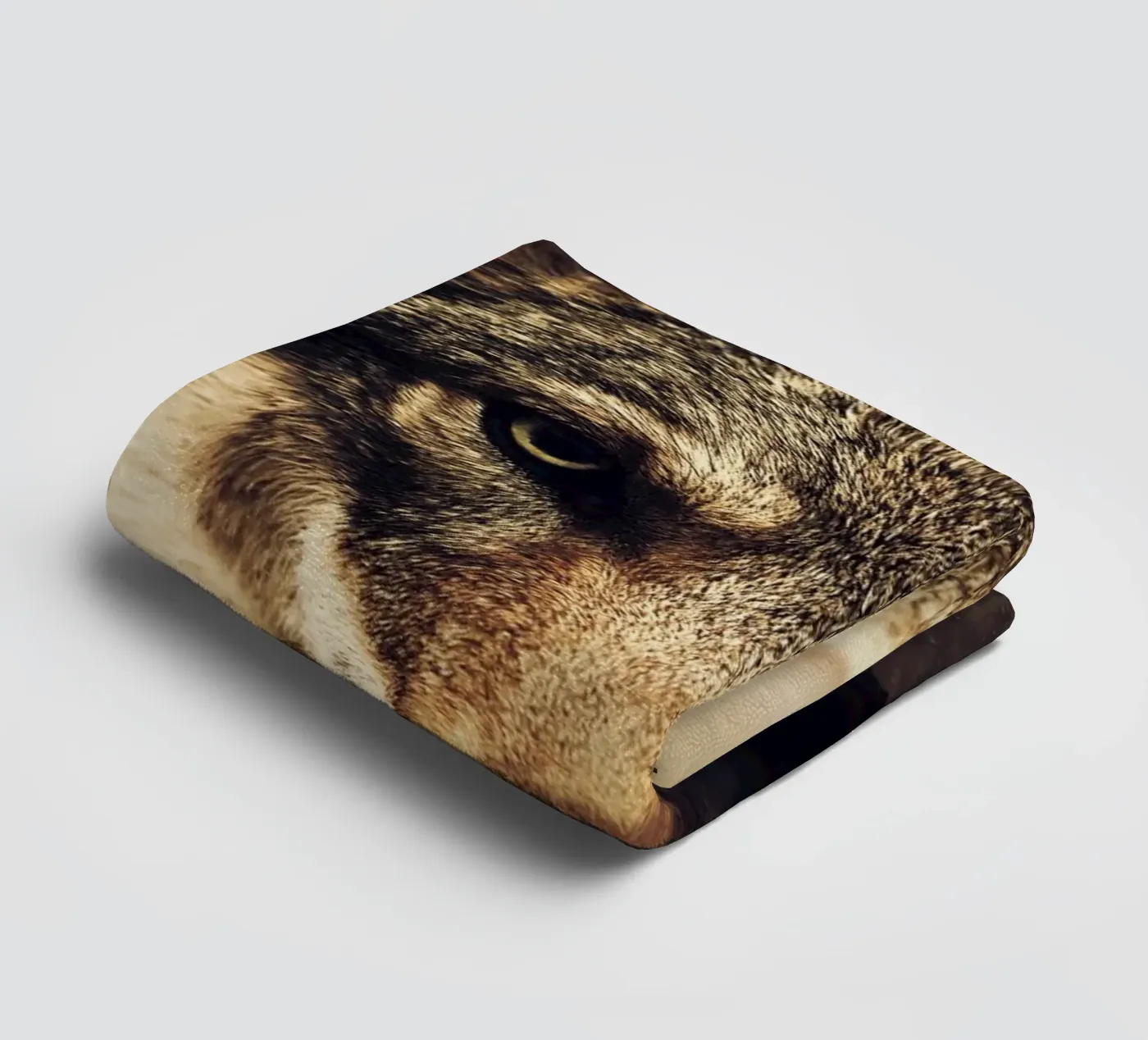 Wolf towel by Mateo