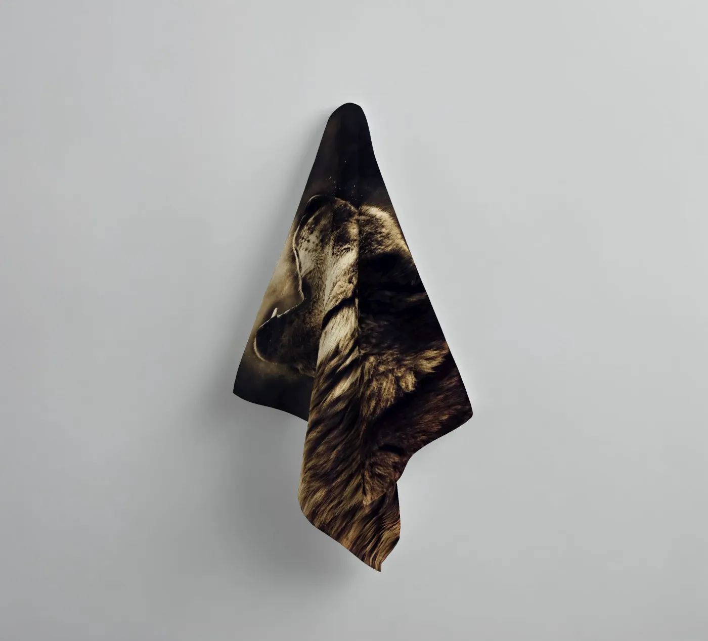 Wolf 2 towel by Mateo