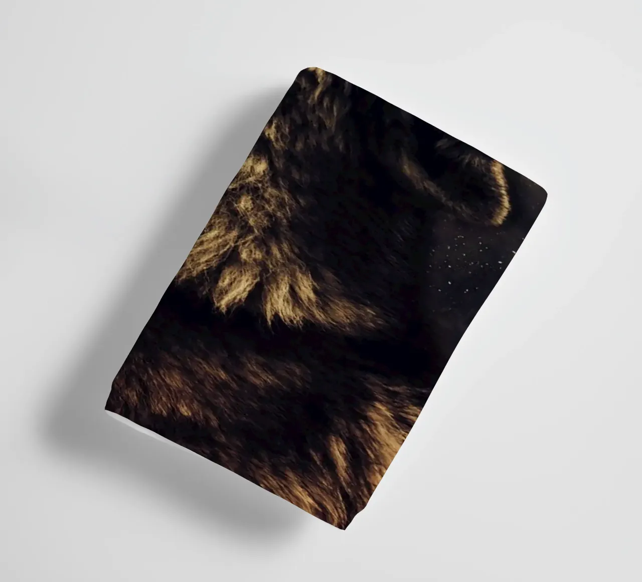 Wolf 2 towel by Mateo