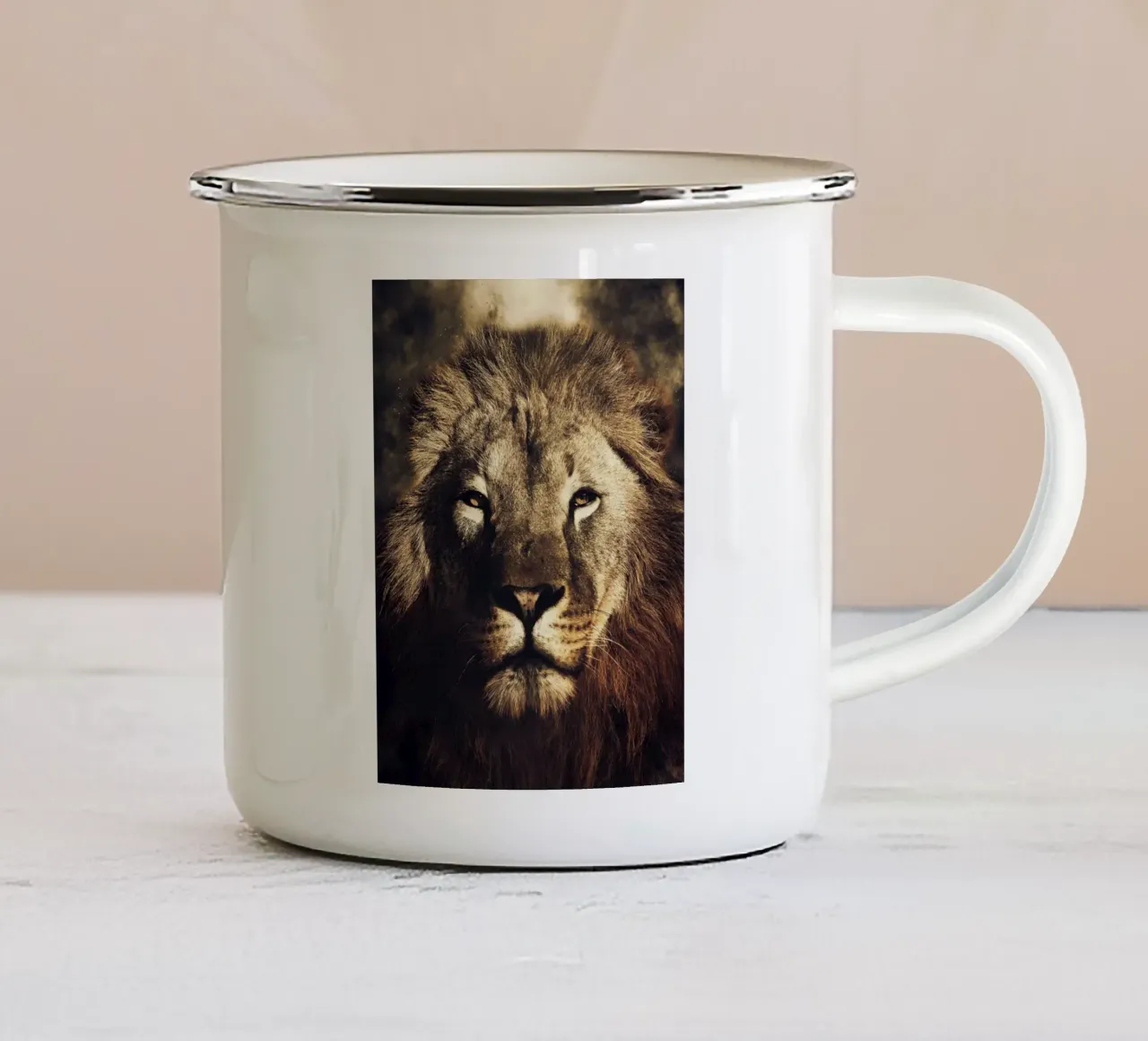 Lion tazza in smalto da Mateo