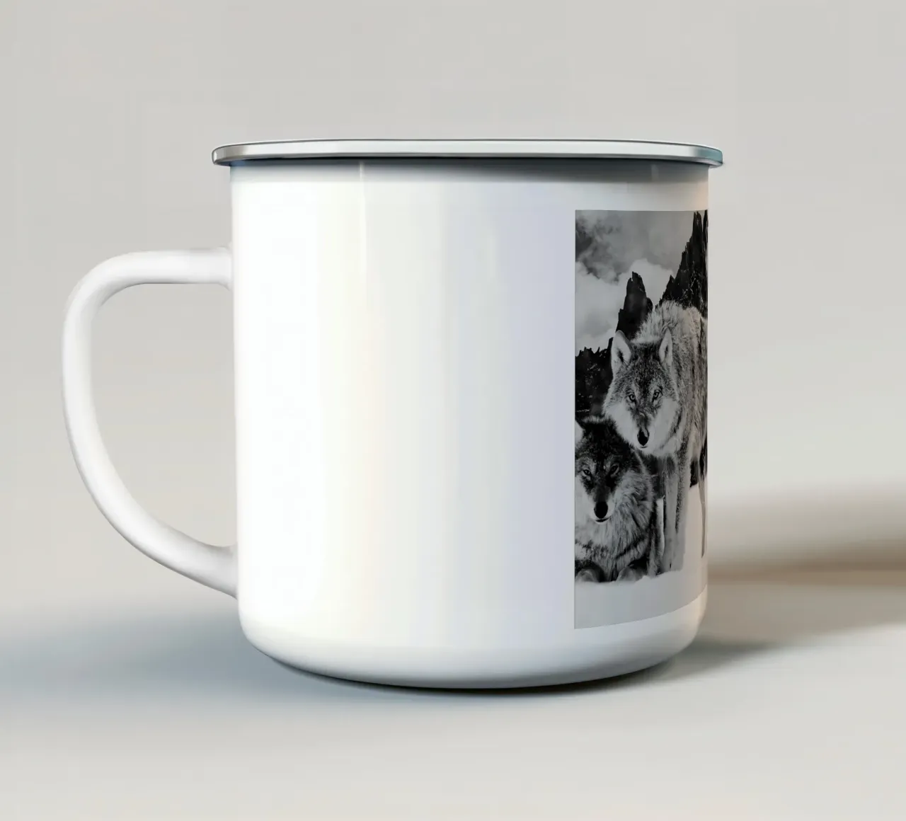Wolves Mountains tazza in smalto da Mateo