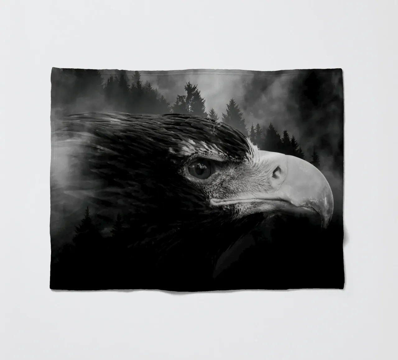 Eagle Forest Fleecedecke von Mateo