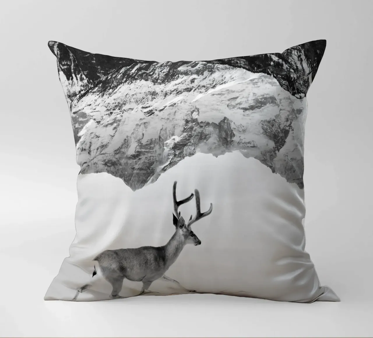 Deer Mountains cuscino da Mateo