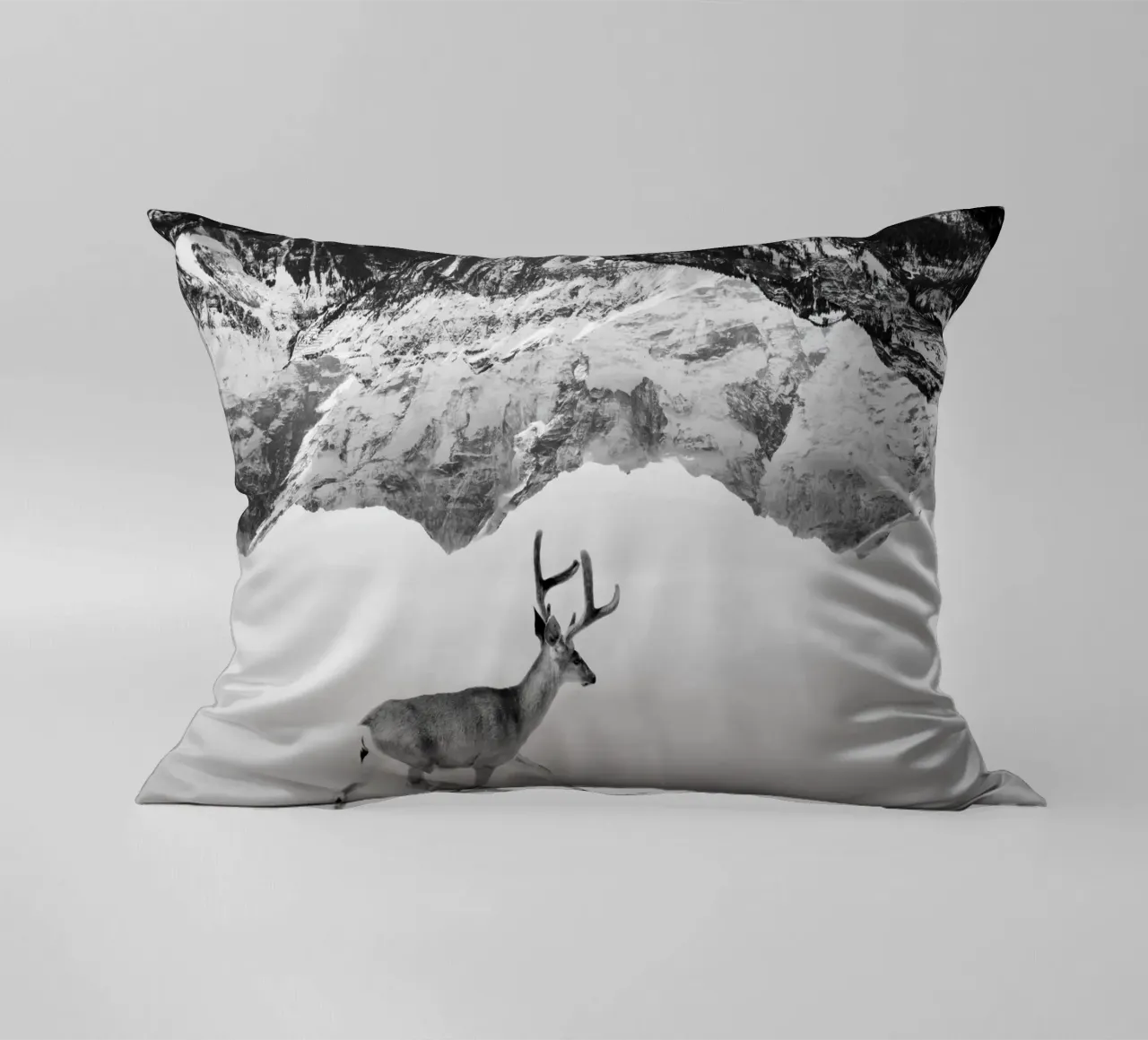 Deer Mountains cuscino da Mateo