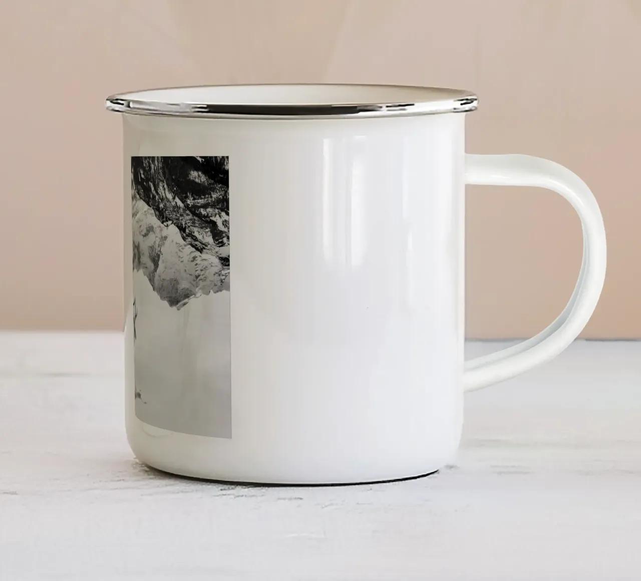 Deer Mountains tazza in smalto da Mateo