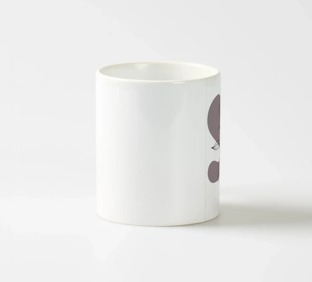 Dessin au trait minimaliste d'une seule fleur d'azalée mug en céramique de Bloom And Brush