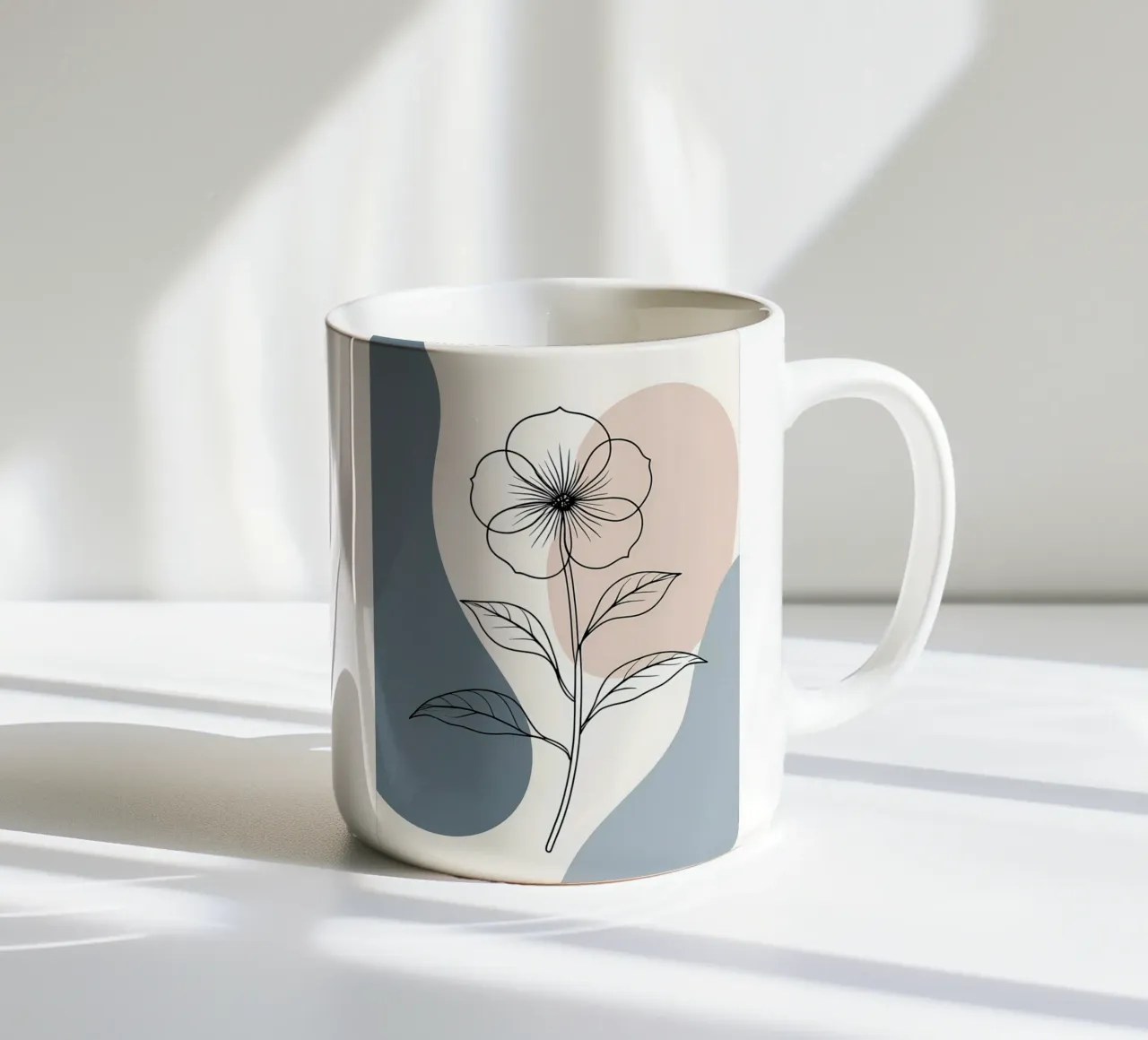 Dessin au trait minimaliste d'une seule fleur de bégonia mug en céramique de Bloom And Brush