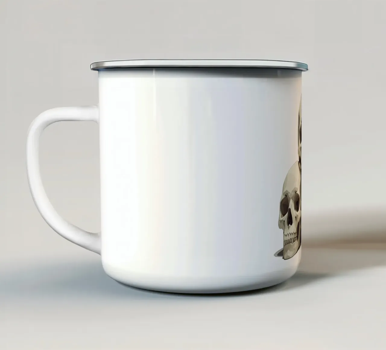 Piramide di teschi Low Poly tazza in smalto da Low Profile