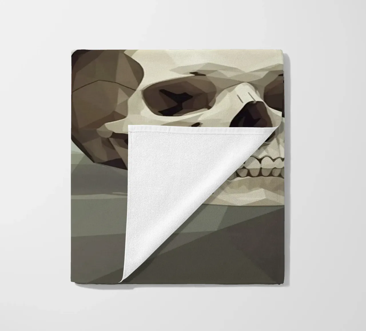 Piramide di teschi Low Poly telo mare da Low Profile