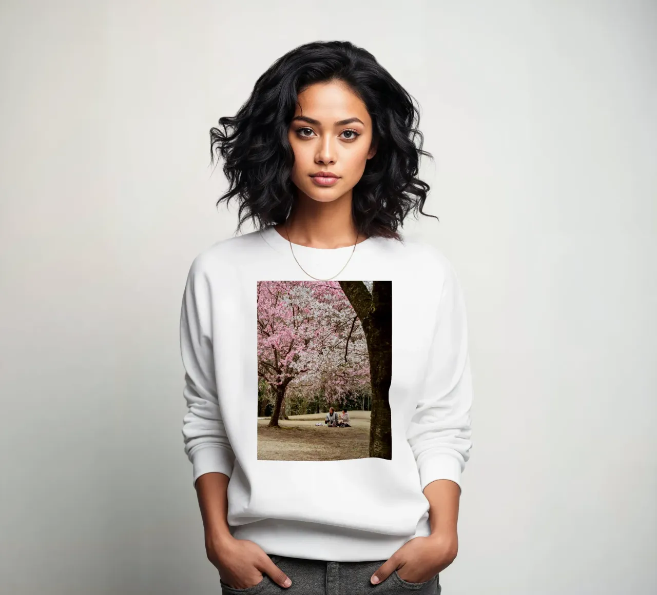 Picnic con i ciliegi in fiore, Giappone felpa da Marcel Bisig