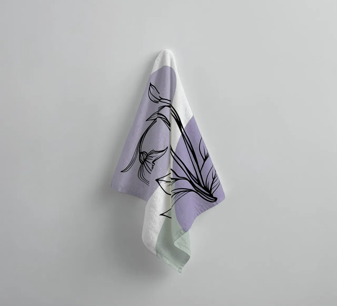 Dessin au trait minimaliste d'une seule fleur de bleuet serviette de bain de Bloom And Brush