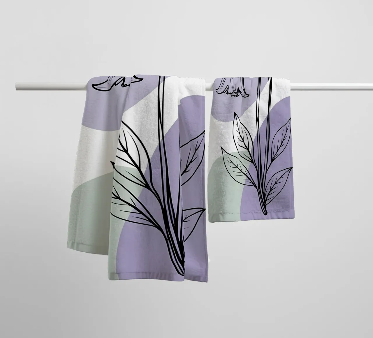 Dessin au trait minimaliste d'une seule fleur de bleuet serviette de bain de Bloom And Brush
