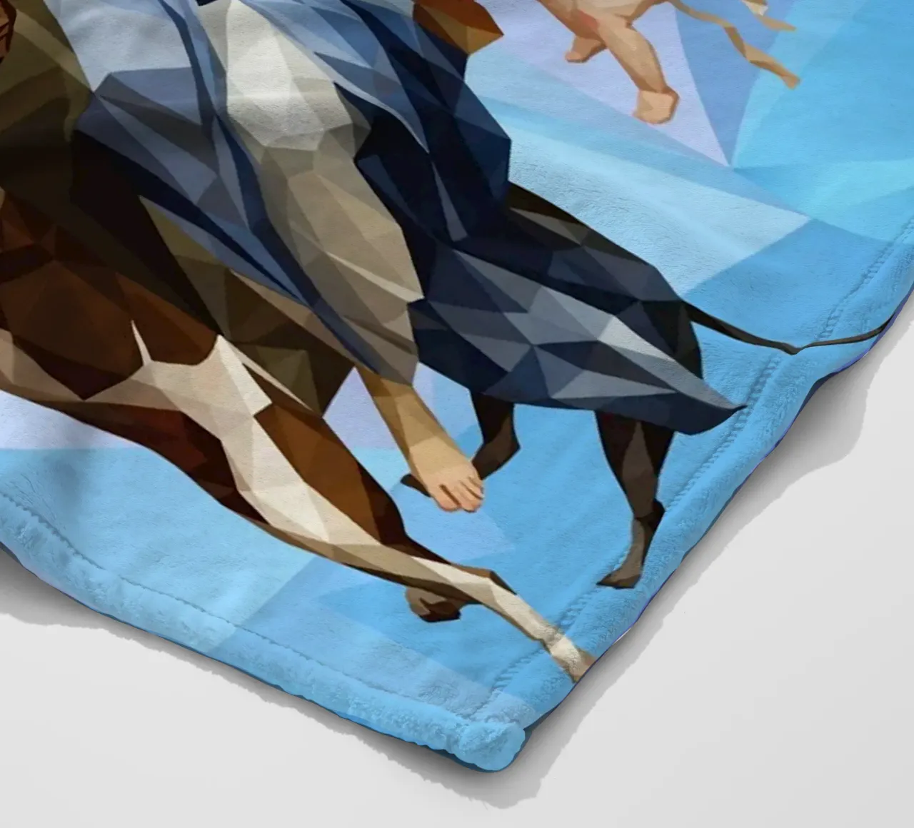 Venere e Adone Lowpoly coperta in pile da Low Profile