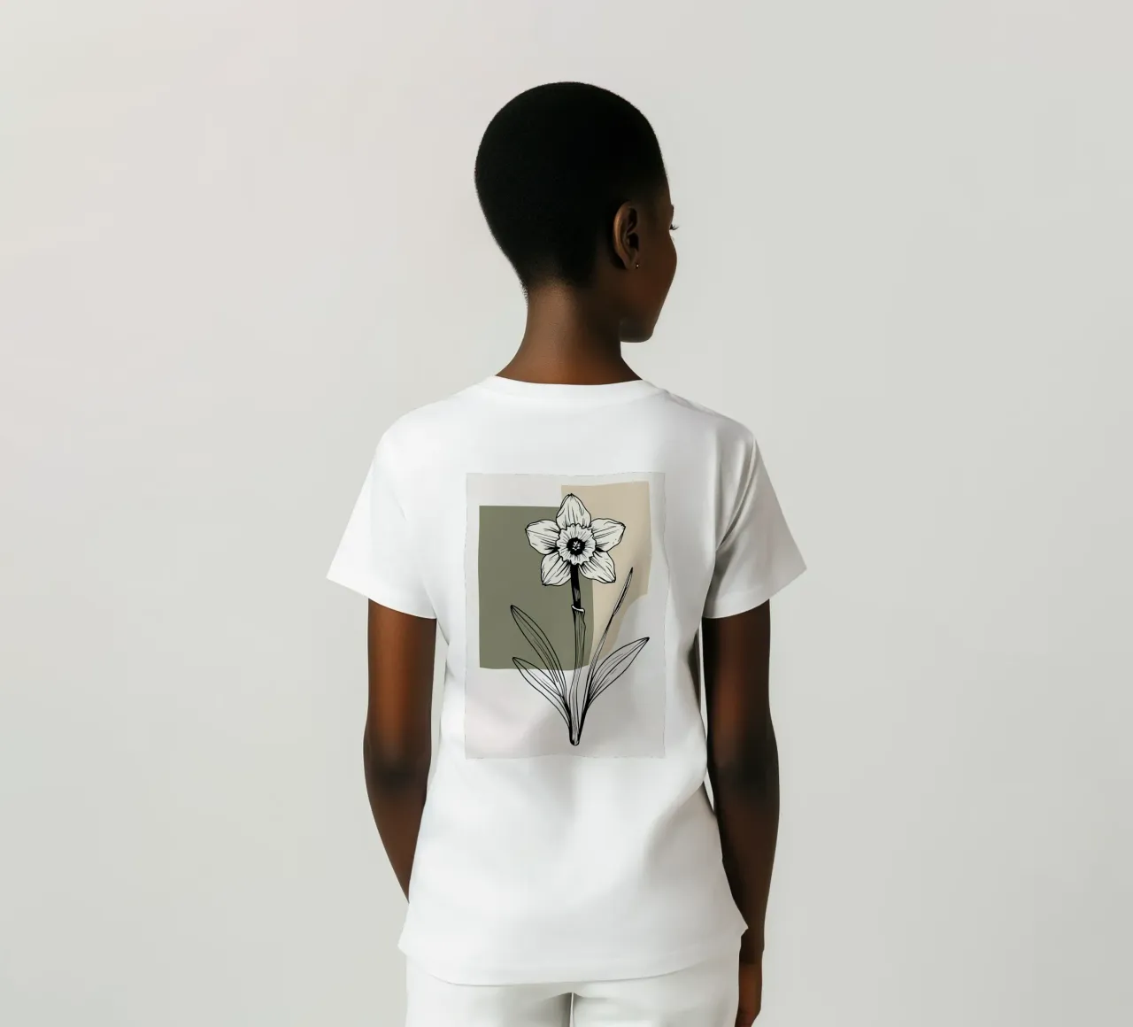 Line art minimalista di un singolo fiore di narciso t-shirt da Bloom And Brush