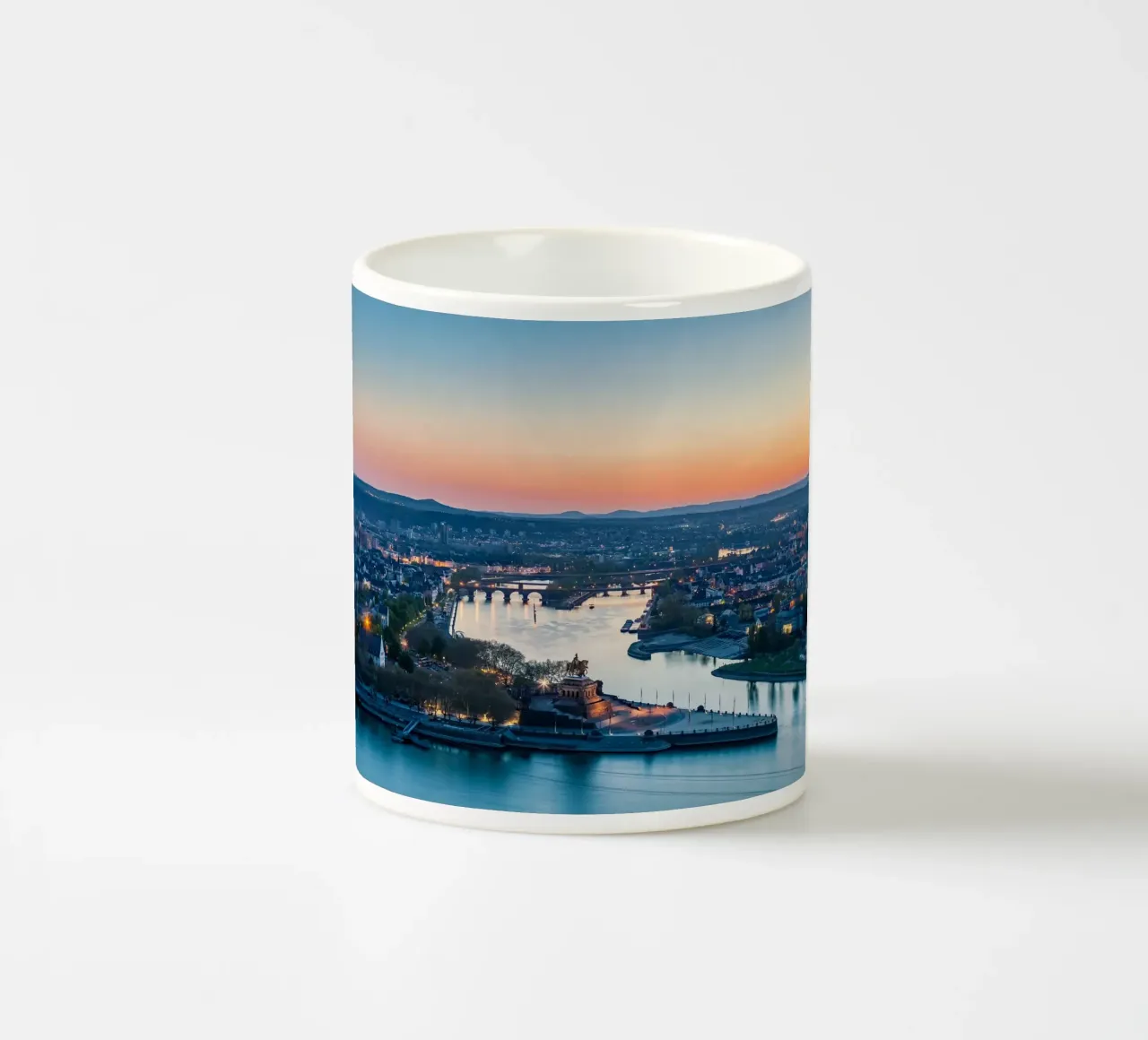 KOBLENZ 01 tazza in ceramica da Tom Uhlenberg
