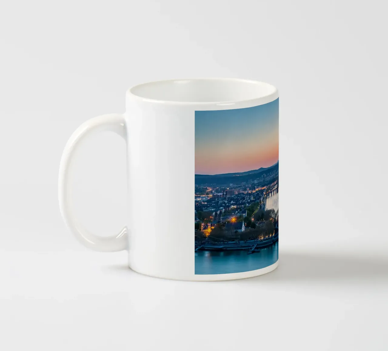 KOBLENZ 01 tazza in ceramica da Tom Uhlenberg