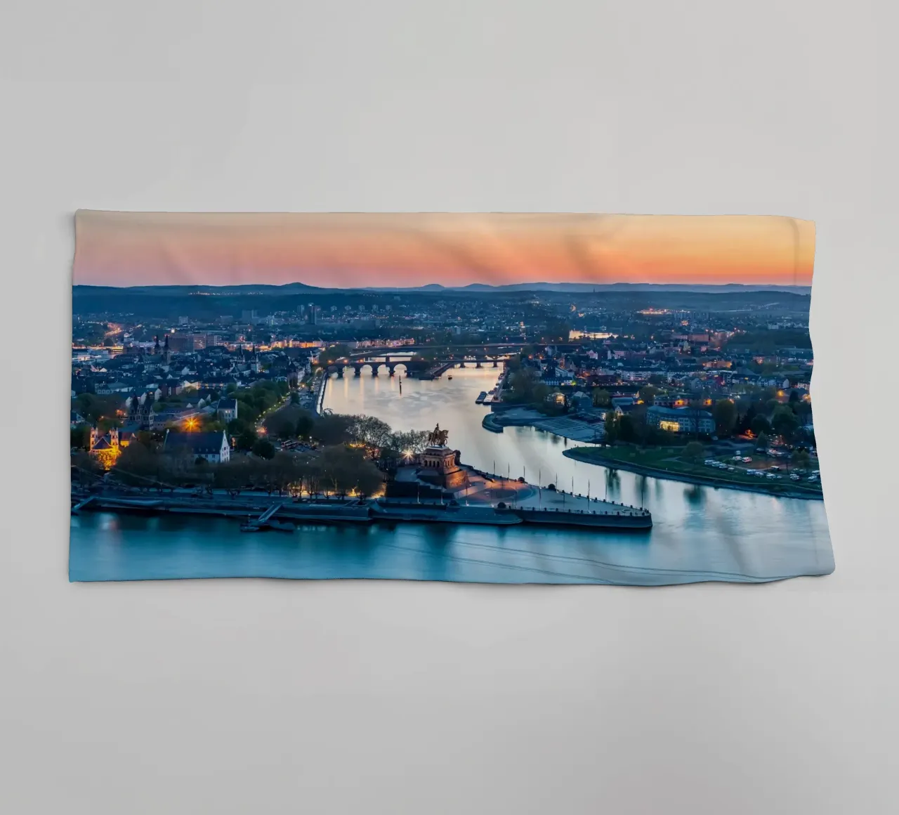 KOBLENZ 01 asciugamano da bagno da Tom Uhlenberg