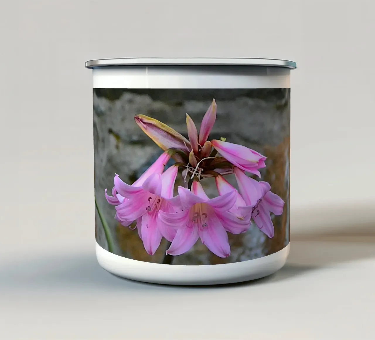 FAA370 tazza in smalto da Thierry vobmann photography