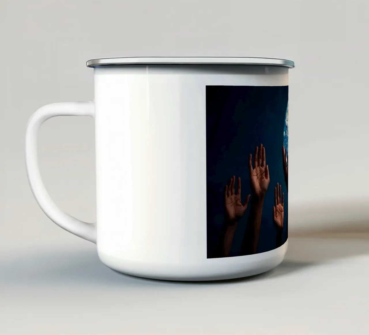 Insieme tazza in smalto da Massimo Frascogna