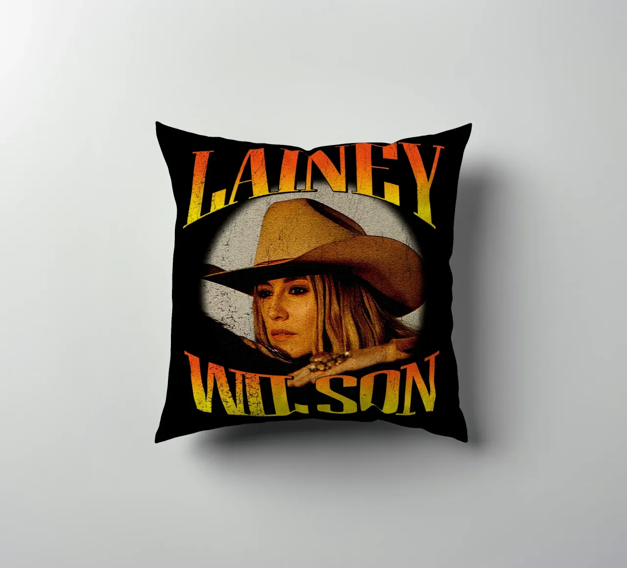 Lainey Wilson - Cavalli Buoni Classico cuscino da igoshartwrks