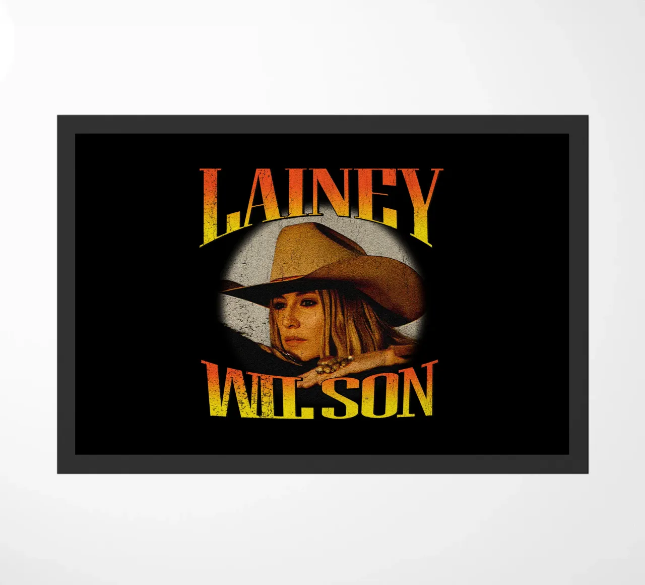 Lainey Wilson - Cavalli Buoni Classico zerbino da igoshartwrks