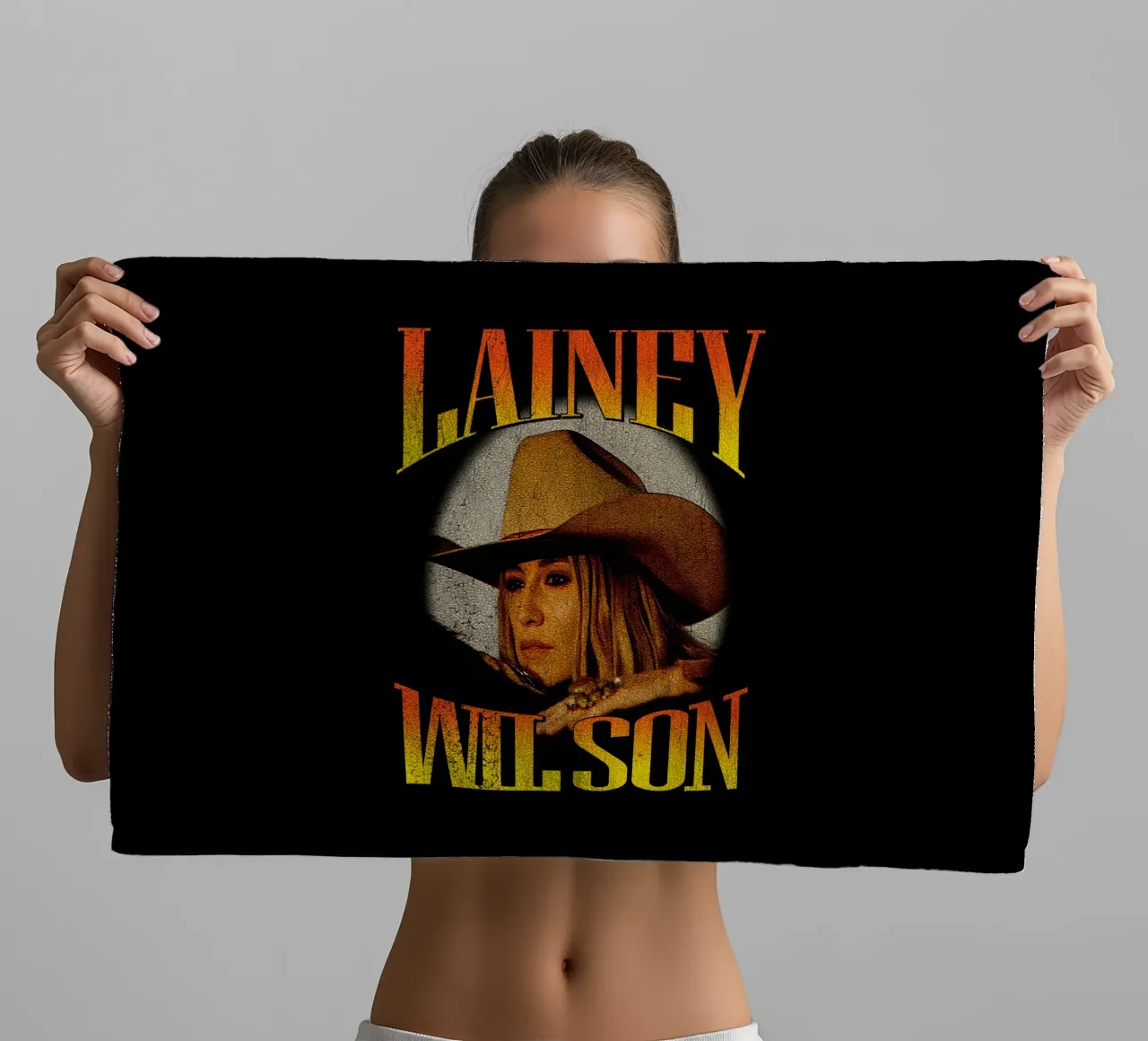 Lainey Wilson - Cavalli Buoni Classico asciugamano da bagno da igoshartwrks