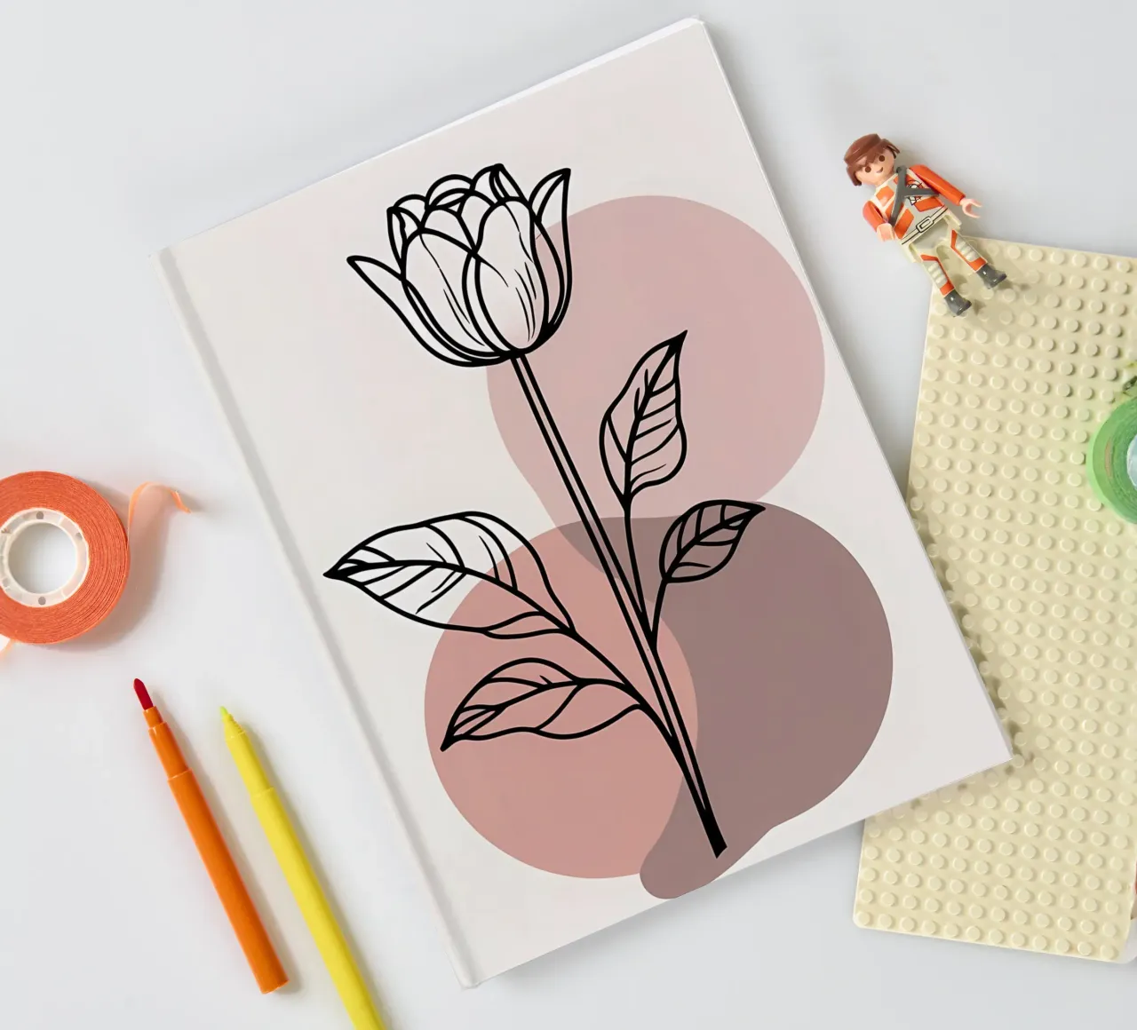 Tulipano minimalista in line art con forme geometriche astratte diario da Bloom And Brush