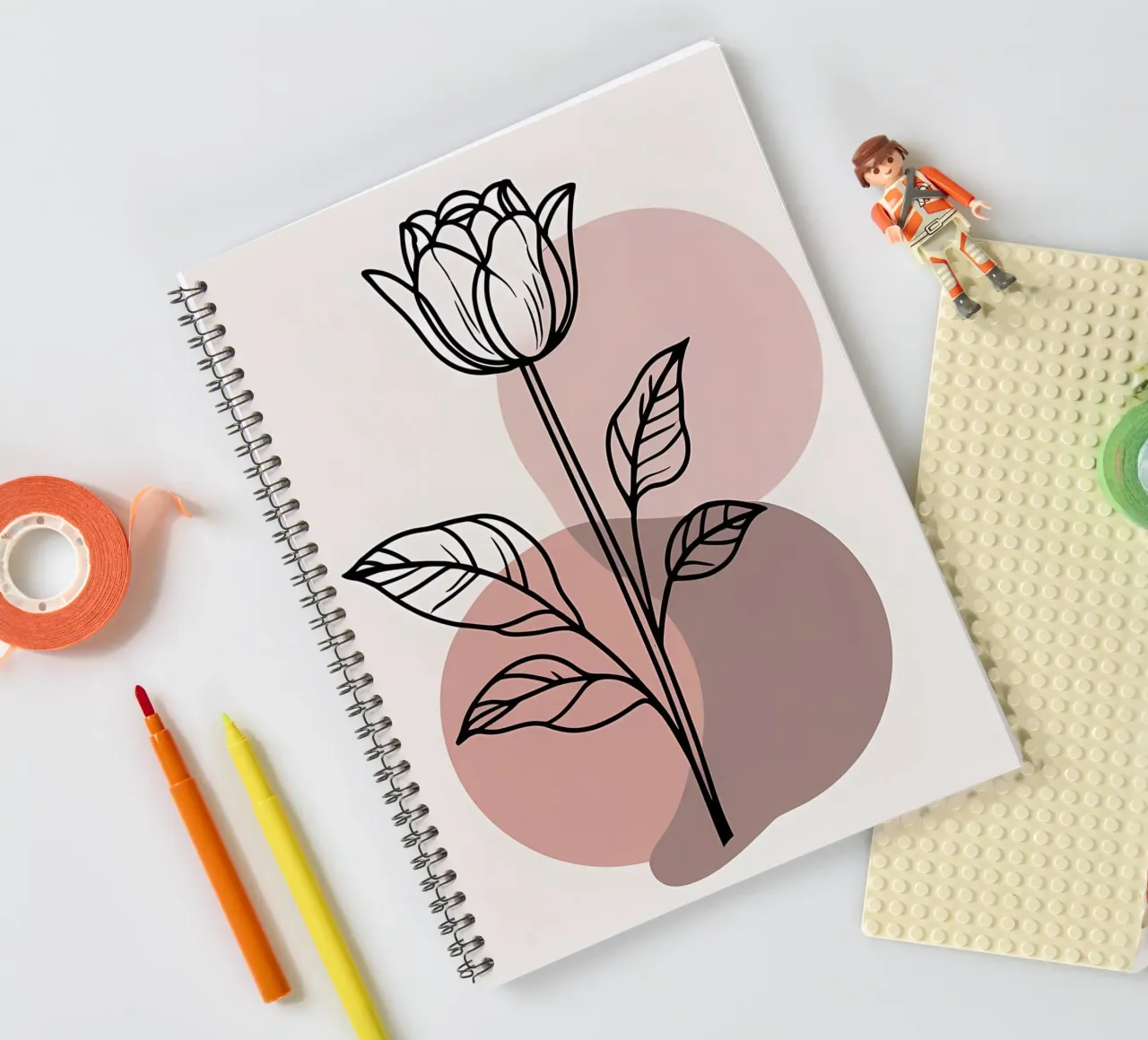 Tulipano minimalista in line art con forme geometriche astratte diario ad anelli da Bloom And Brush