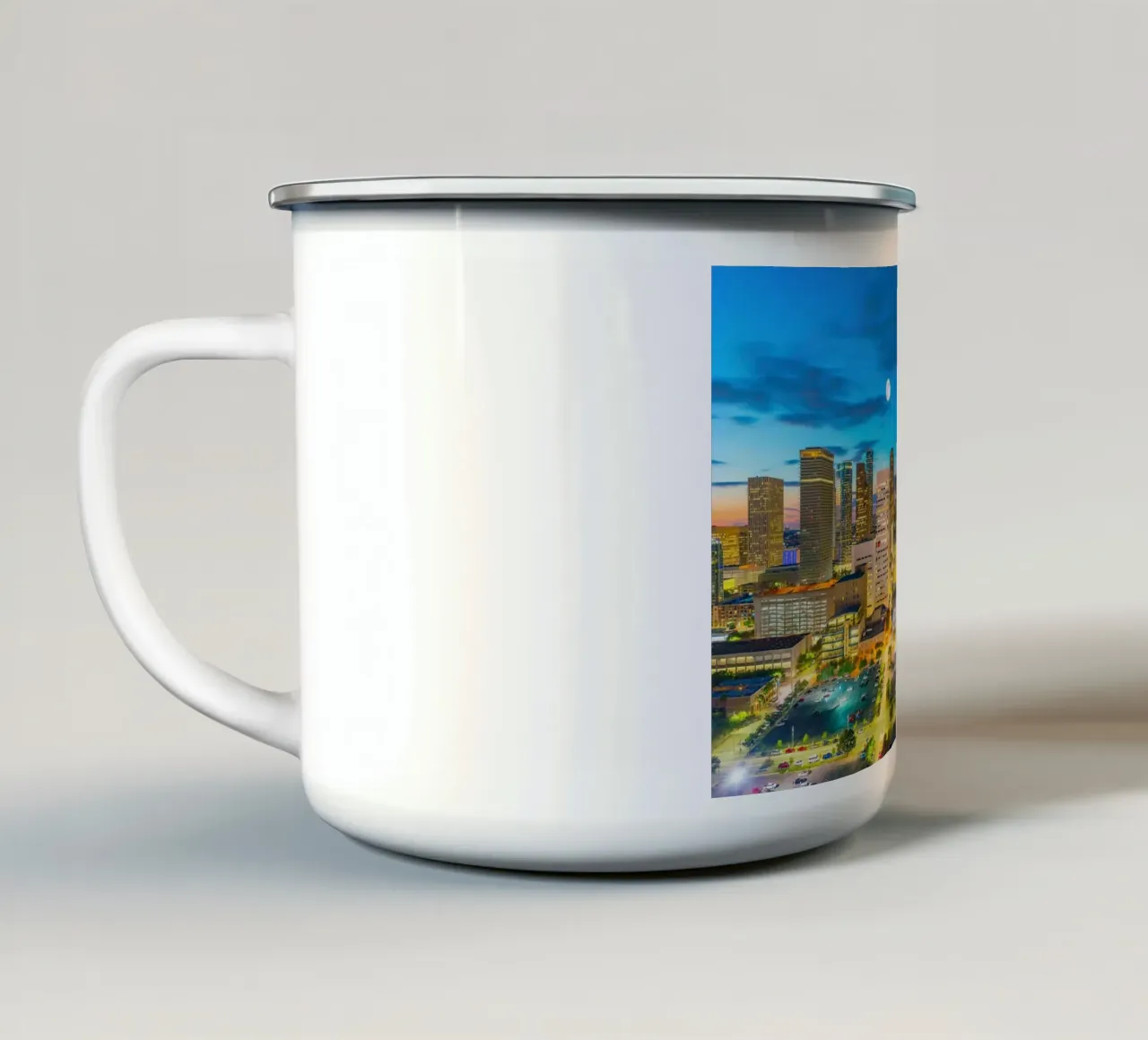 Skyline del centro città all'ora blu, Houston, USA tazza in smalto da Wanderlust Vibes